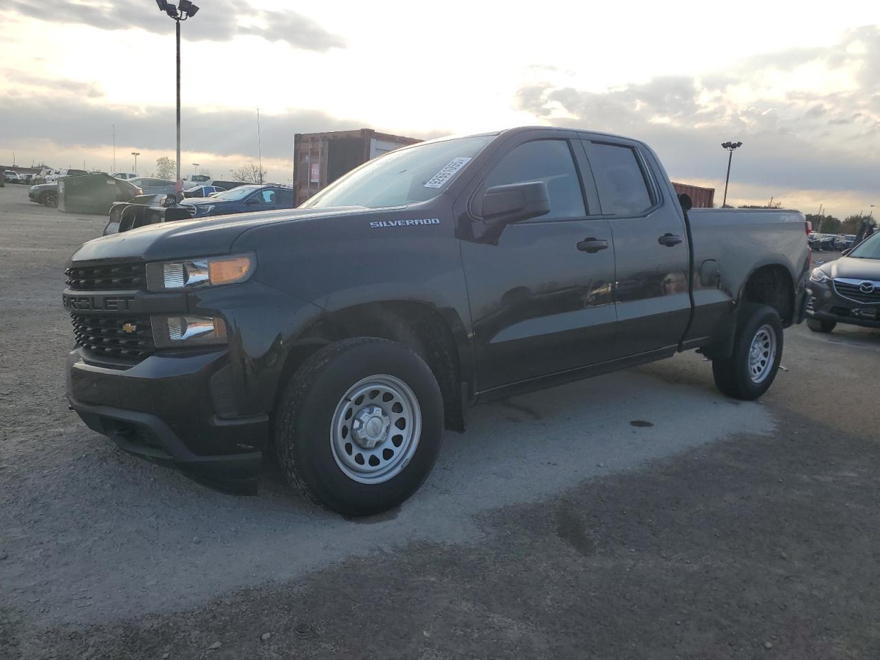 Chevrolet Silverado K1500 Image 1