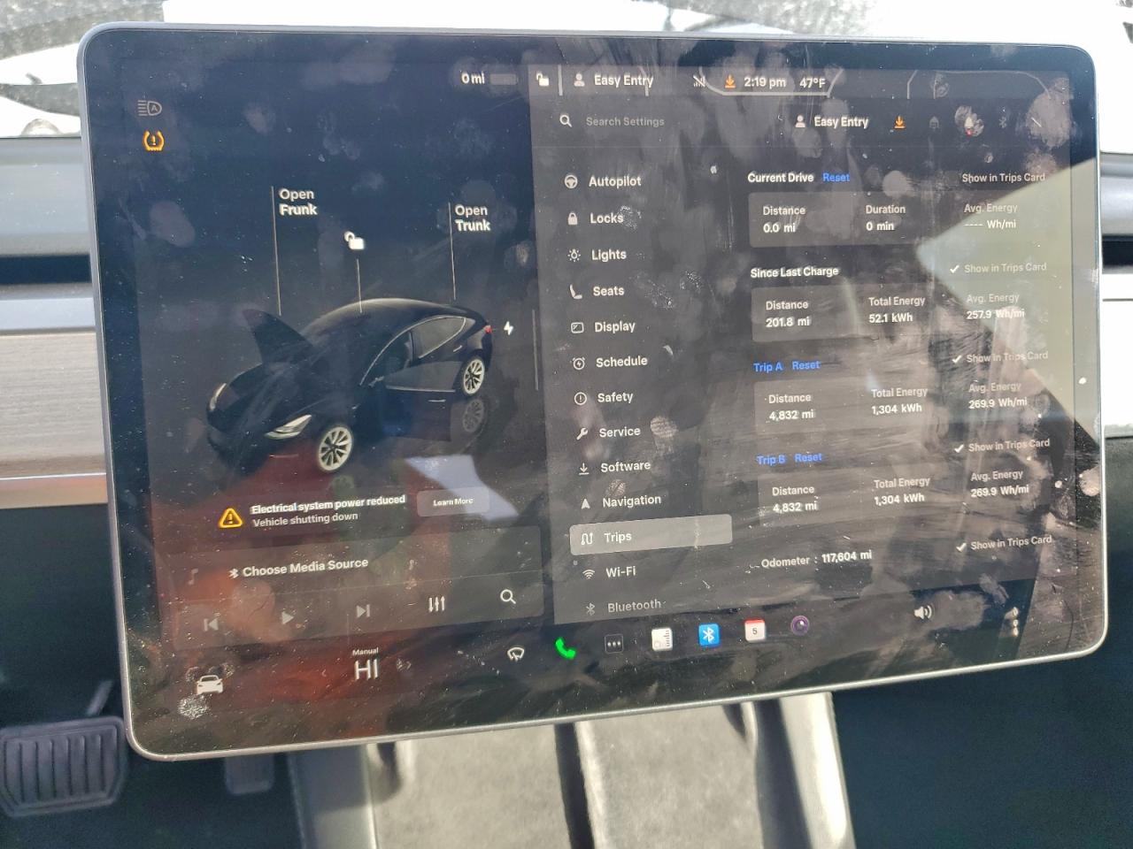 Tesla Model 3 Image 10