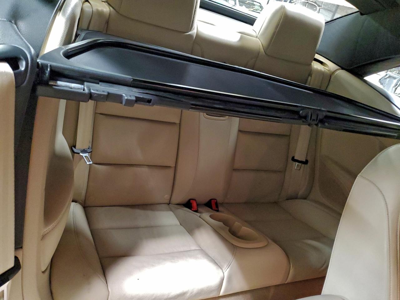 Volkswagen Eos Lux Image 4