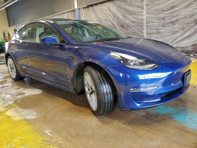 Tesla Model 3 Image 12