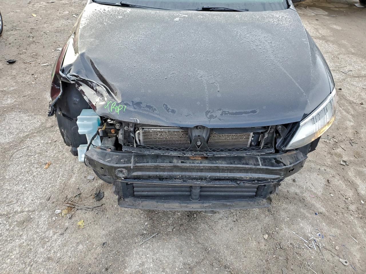 Volkswagen Jetta Se Image 13