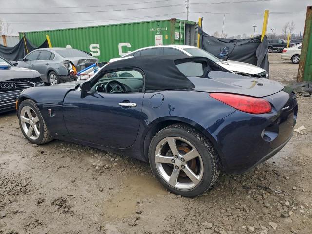 Pontiac Solstice Image 4