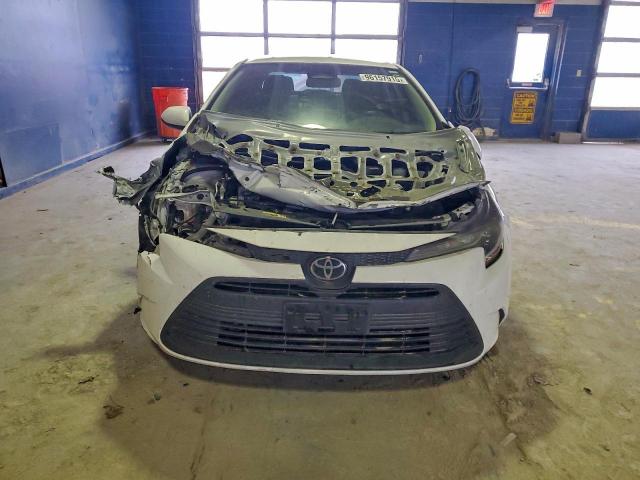 Toyota Corolla Le Image 7