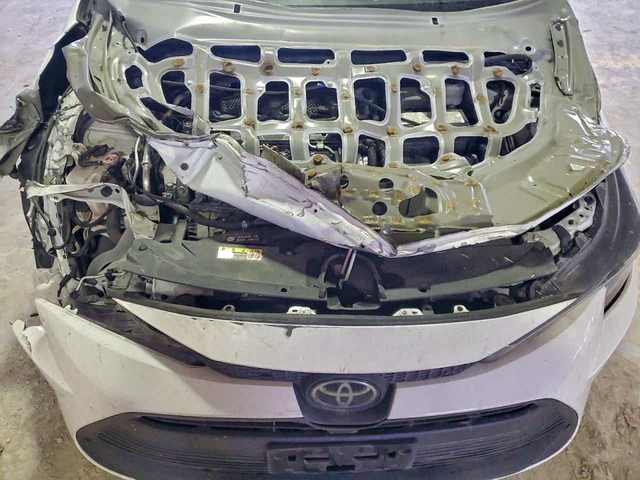 Toyota Corolla Le Image 10