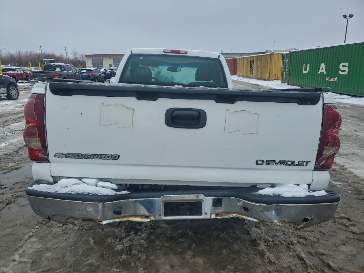 Chevrolet Silverado C1500 Image 5