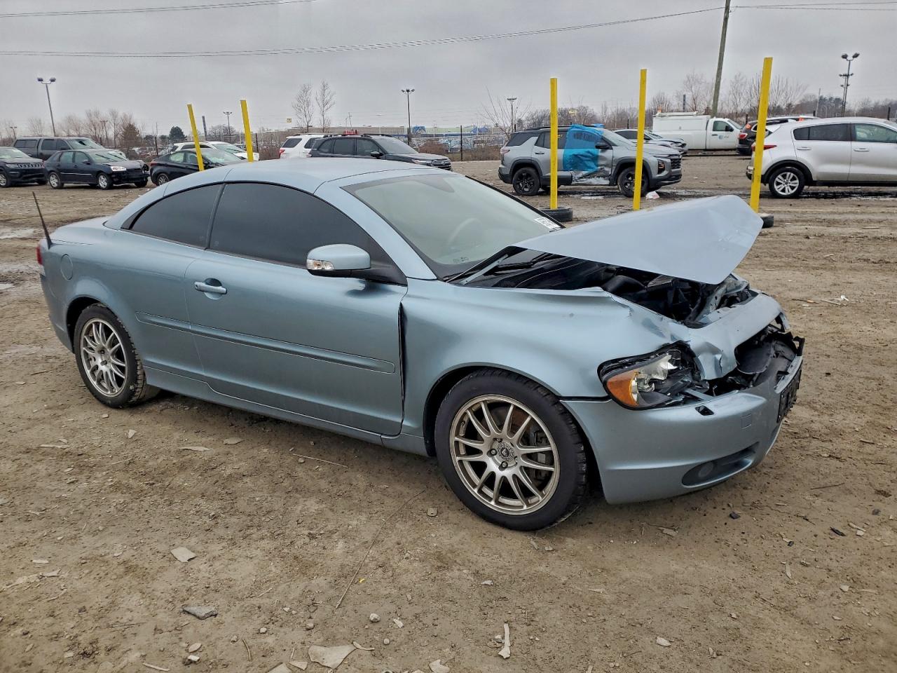 Volvo C70 T5 Image 7