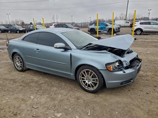 Volvo C70 T5 Image 7