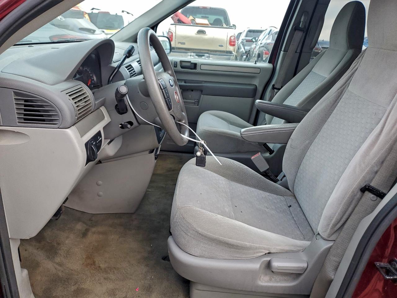 Ford Freestar Se Image 8