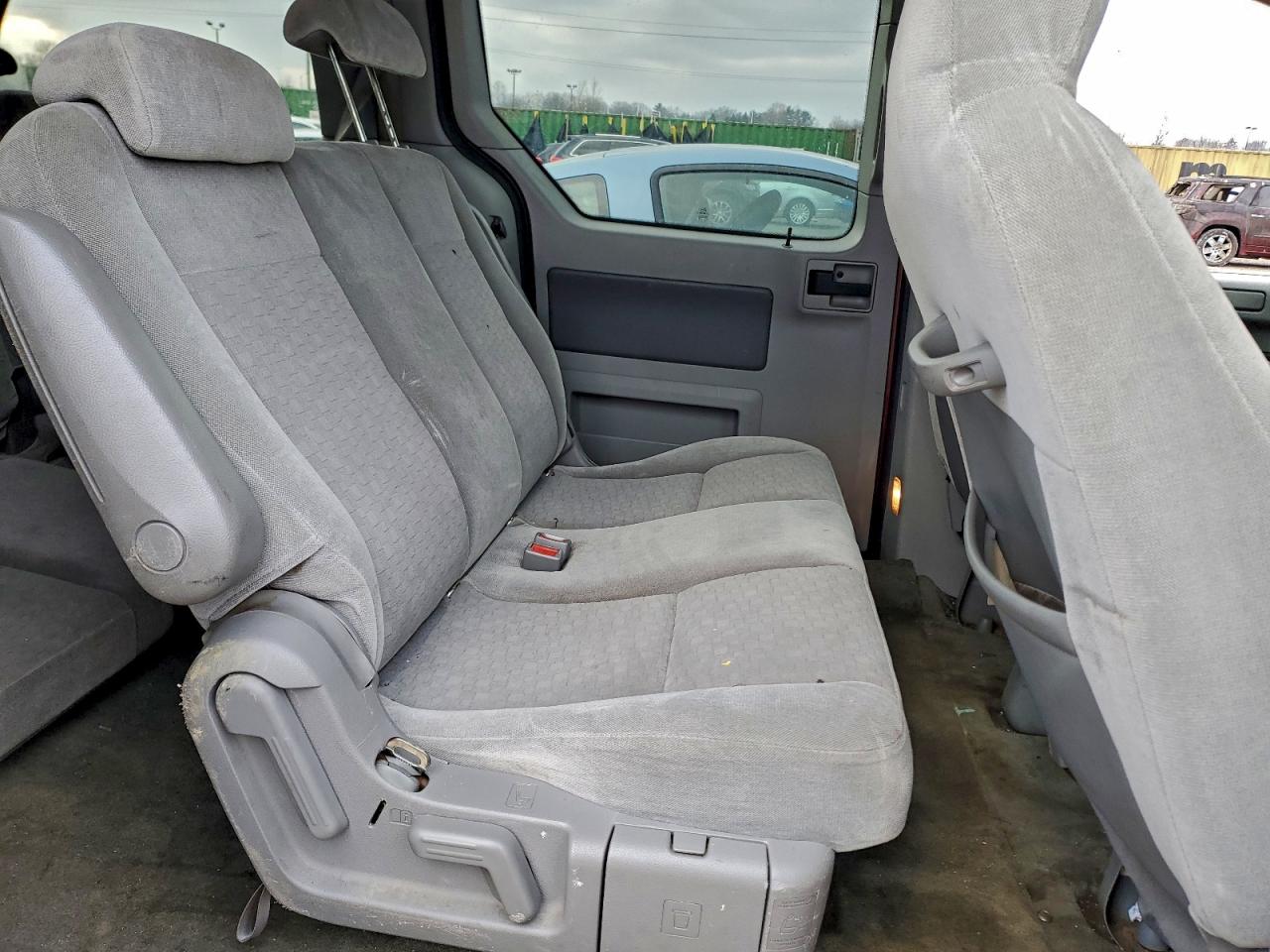 Ford Freestar Se Image 9