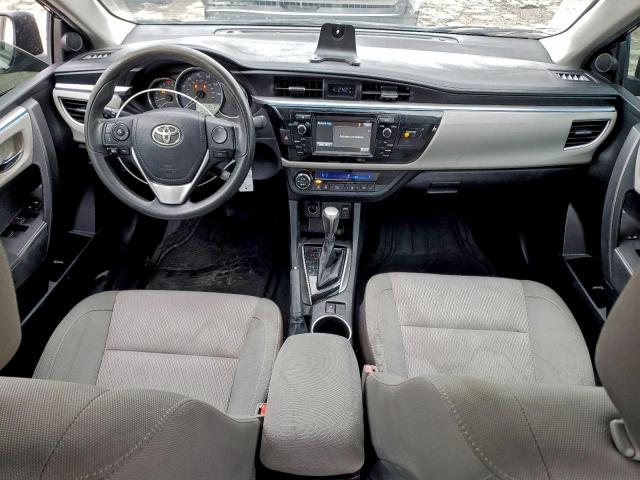Toyota Corolla L Image 11
