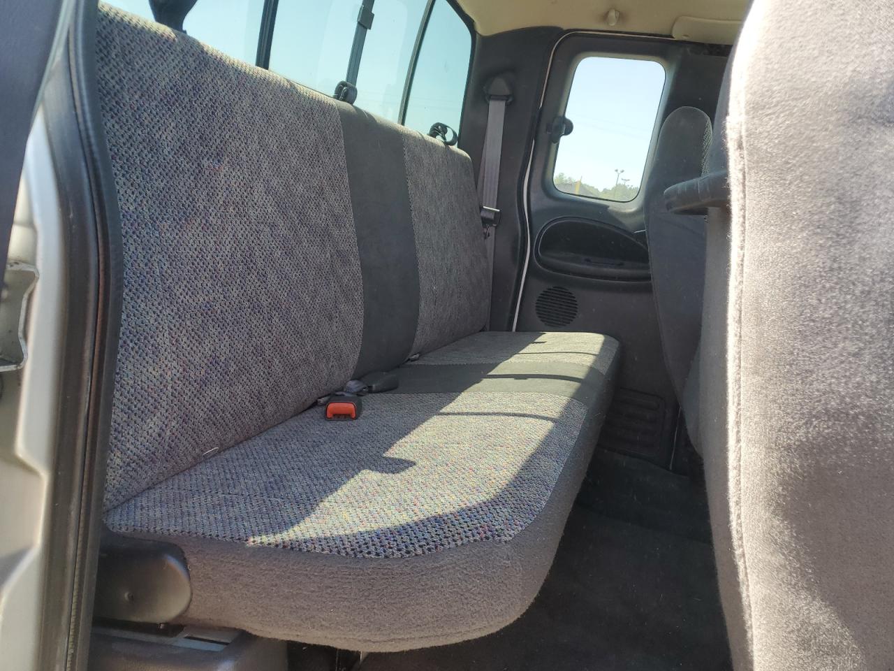 Dodge Ram 2500 Image 2