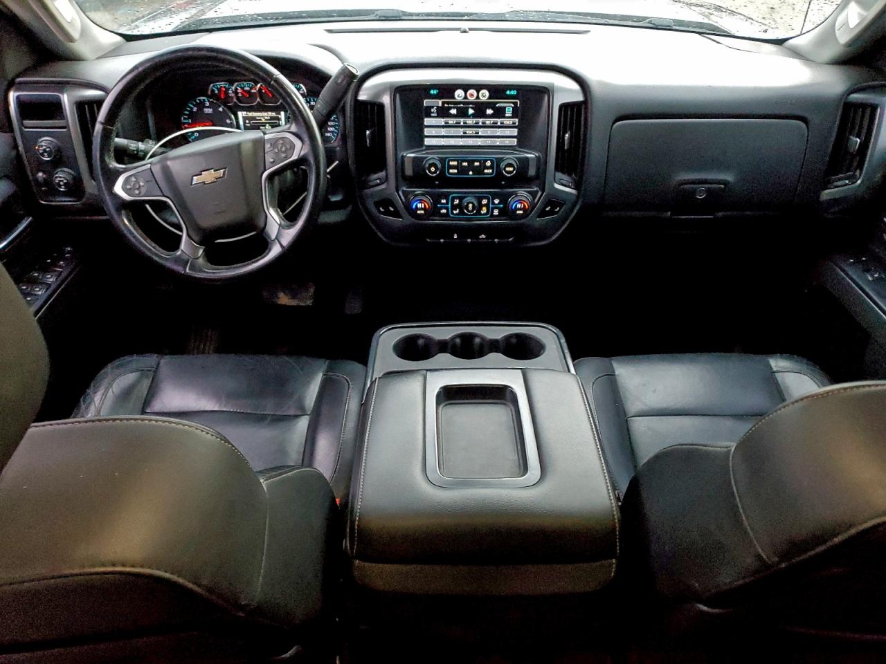 Chevrolet Silverado K1500 Lt Image 3